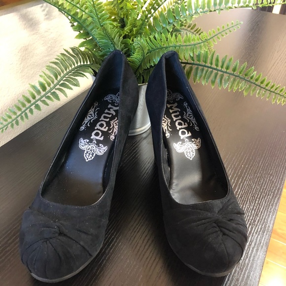 Black wedge shoes - Picture 8 of 8